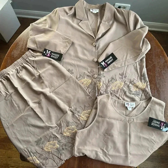 NWT Maggie Sweet 3 Piece Skirt Set Tan Size 1X Petite - Picture 2 of 14